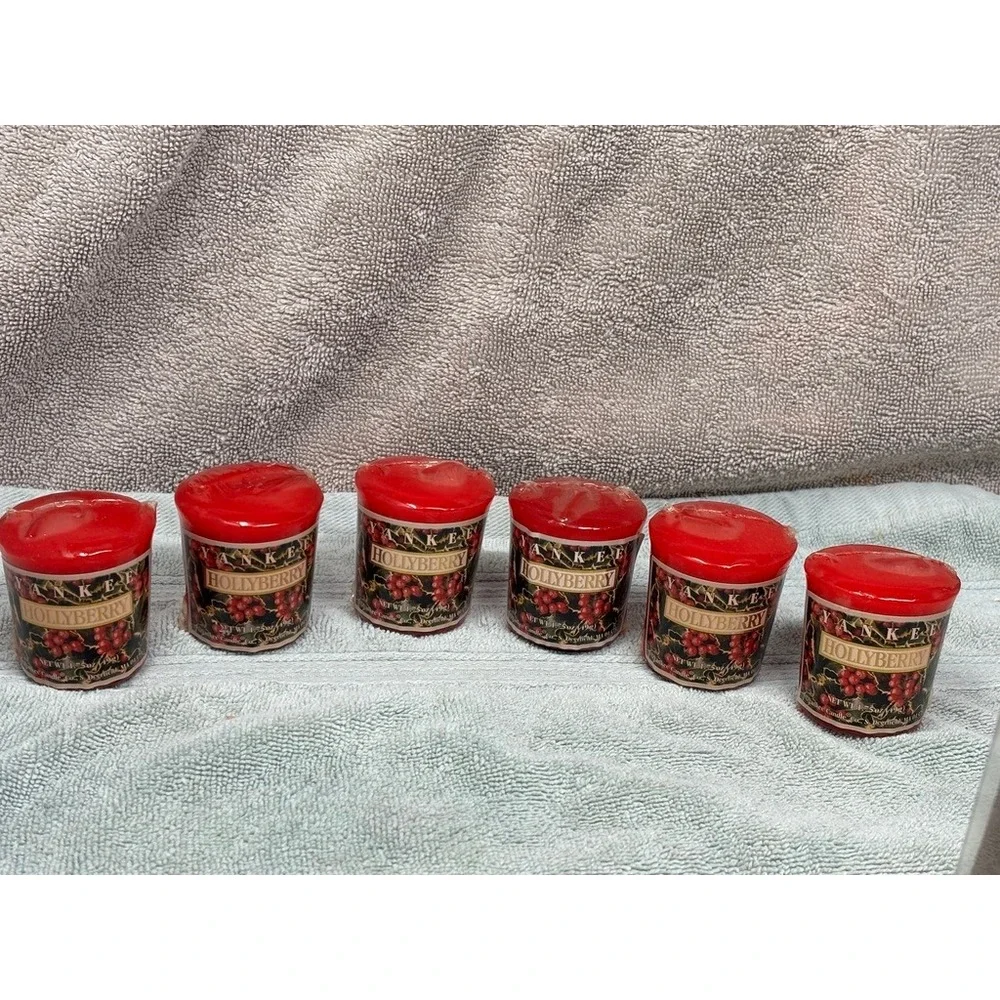 Set of 6 Yankee Candle Hollyberry Sampler‎ Votive Candles